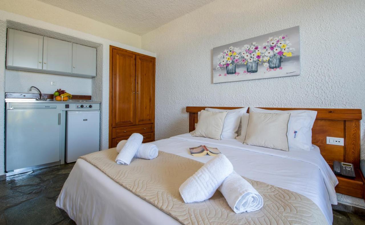 Folia Apartments Chania Agia Marina  Exterior photo