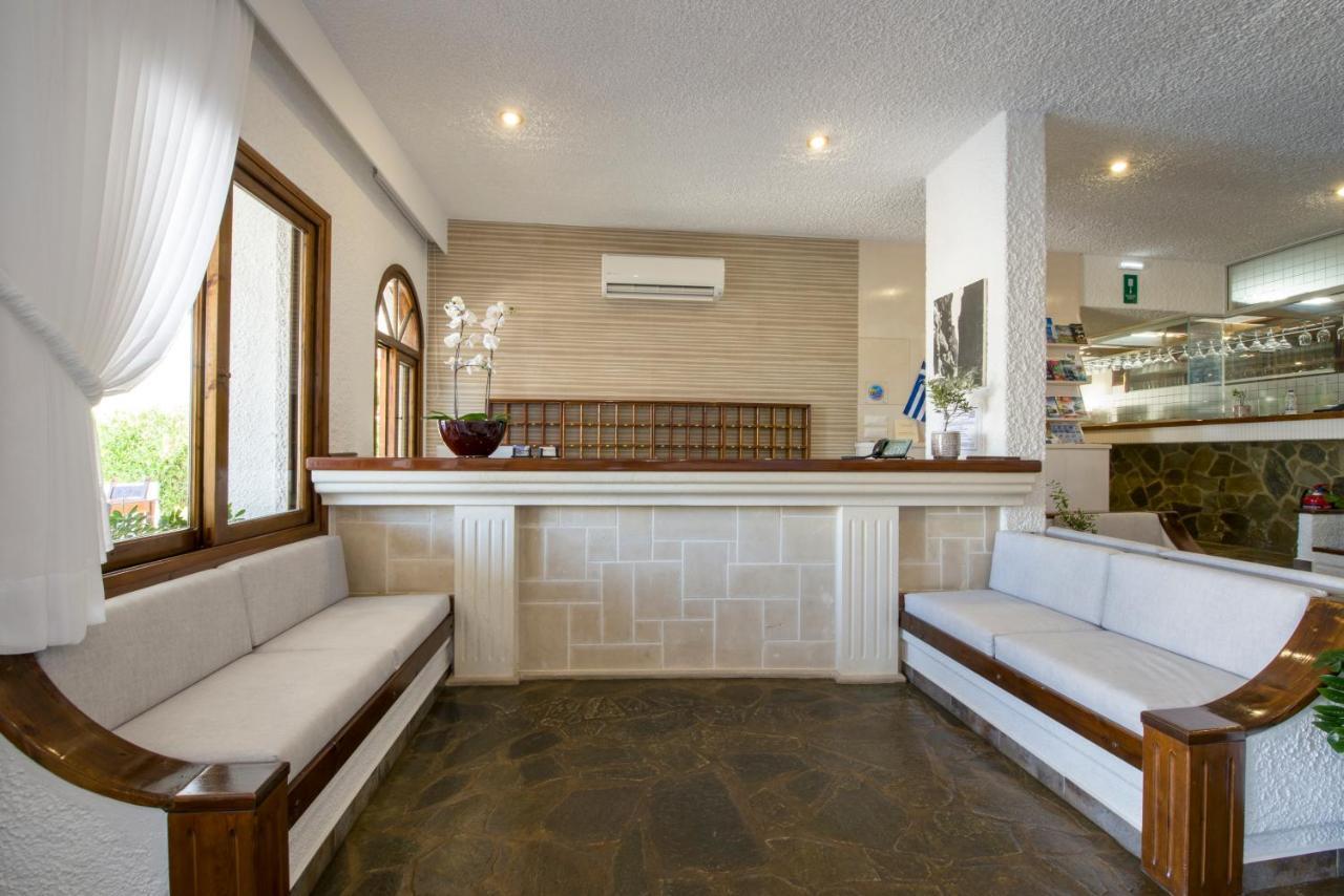 Folia Apartments Chania Agia Marina  Exterior photo